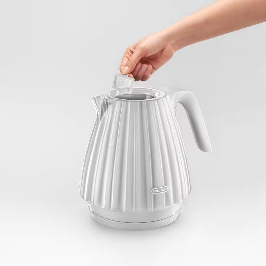 Ballerina Opaline White Kettle 4 Ballerina Opaline White Kettle