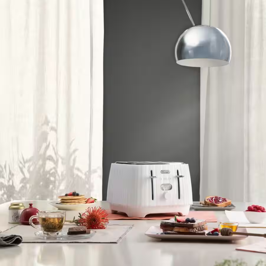 Ballerina 4 slice Opaline White Toaster