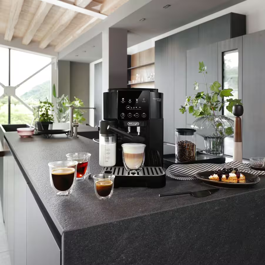 Magnifica Start Fully Automatic Bean to Cup Coffee Machine - Black