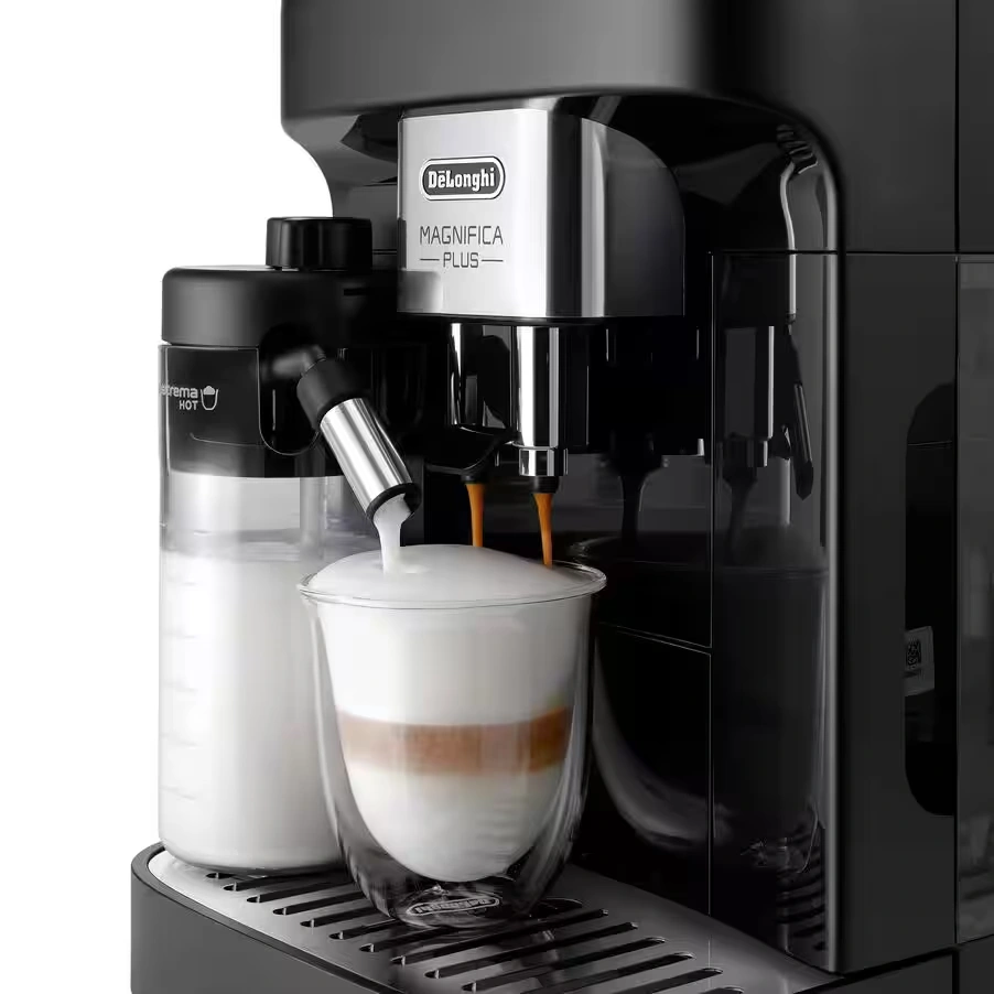 Magnifica Plus Bean to Cup Coffee Machine - Black 4 Magnifica Plus Bean to Cup Coffee Machine - Black